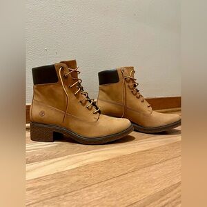 Timberland Women's Brinda Lace-Up Leather Heel Boots size 10